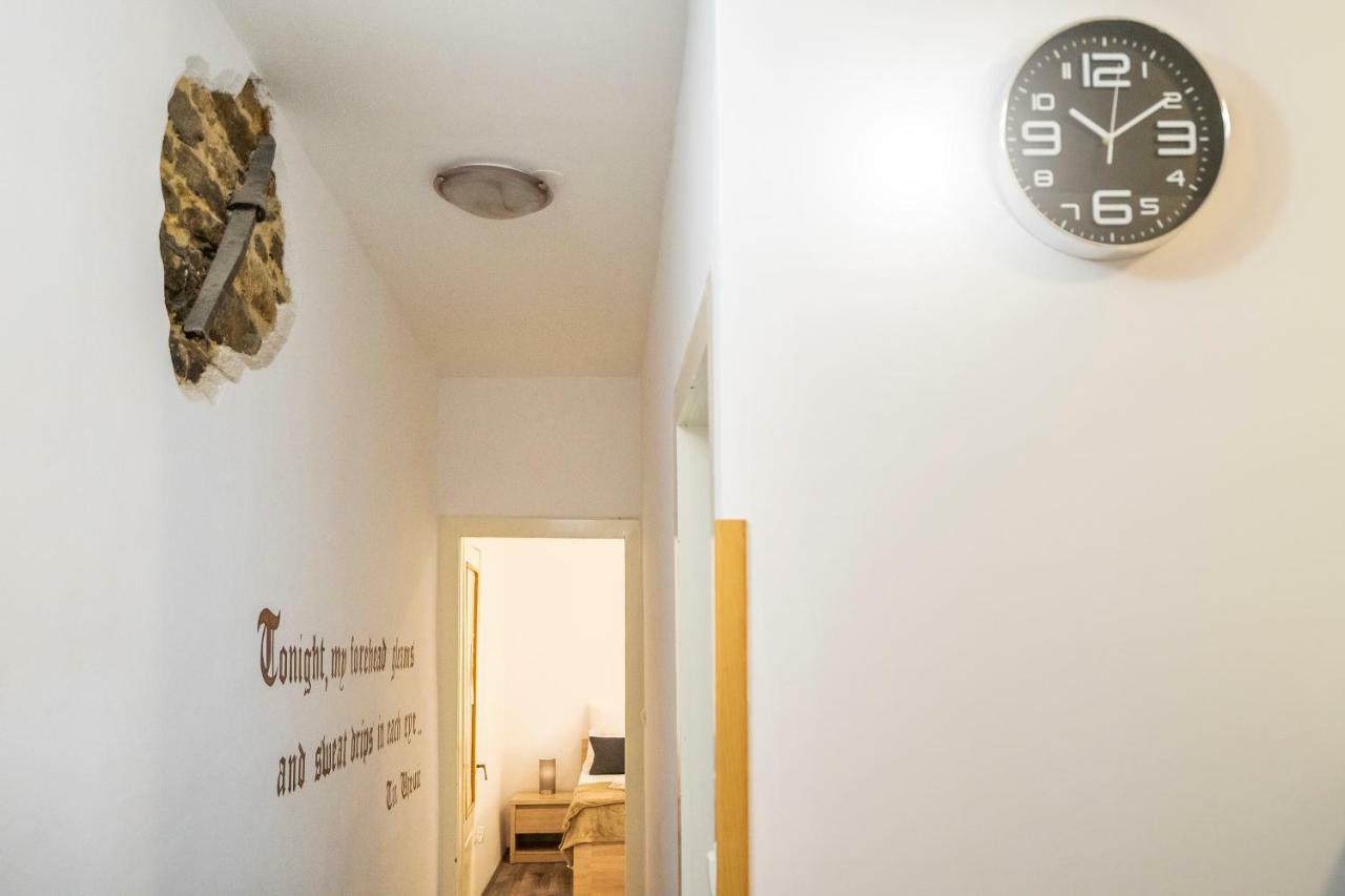 Rooftop City View Apartment In The Palace Walls Split Exterior foto